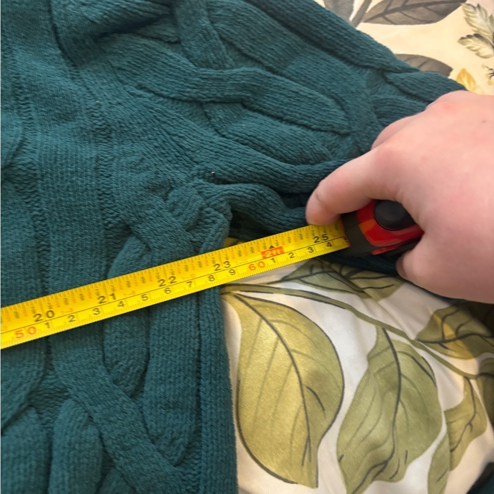 Lululemon Cable-Knit Oversized Crewneck Storm Teal - Picture 9 of 10